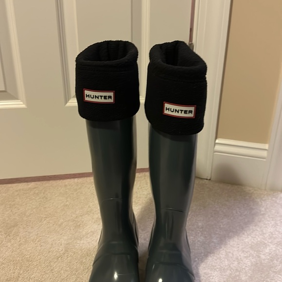 Hunter boot liners (only) size large-black - Picture 2 of 3